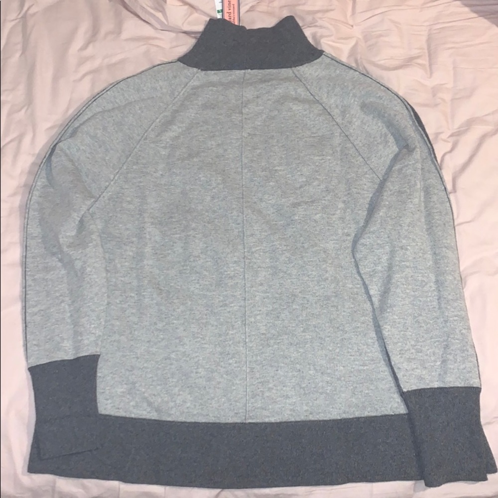 Sweater - Picture 2 of 4